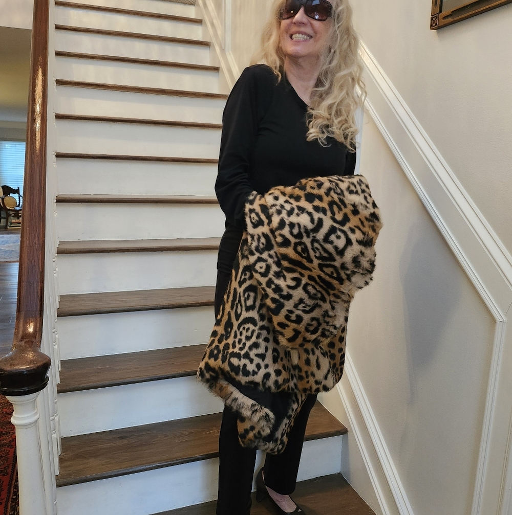 Sandova Stunning New W/O Tag Leopard Print Rabbit Fur Coat, M, $315 - Picture 8 of 9